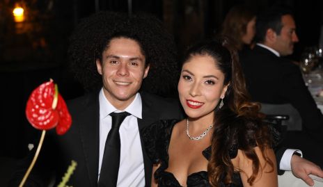  Miguel Naya y Mariana Naya.