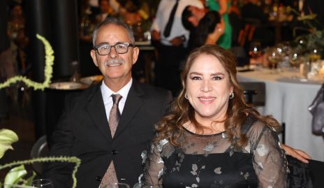  Gustavo González y Adriana Garza.