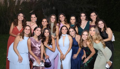  Las amigas de la novia.