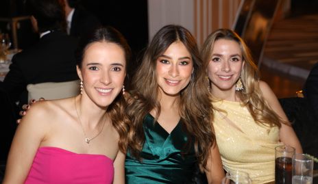  María Cueli, Claudia Rodríguez y Faustina Villarreal.