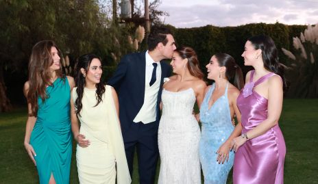  Josef Naya, Ana Pao Bravo y sus amigas.