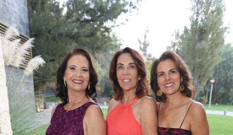  Verónica Balbontín, Lourdes Alcalde y Mónica Ayala.