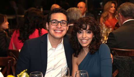  Arturo Cantú y Alejandra de Luna.
