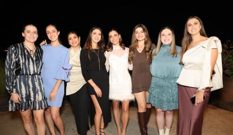  Susana de Luna con sus mejores amigas.