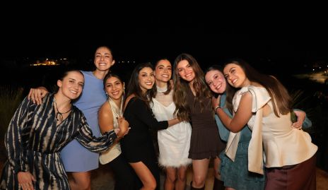 Susana de Luna con sus mejores amigas.