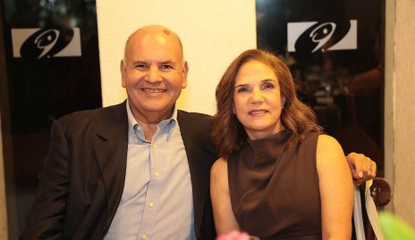  Elías Navarro y Miriam González.