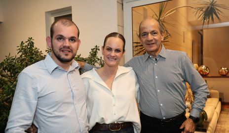  Elías Abud, Rocío Gómez y Elías Abud.