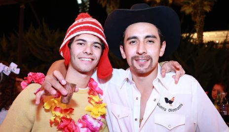  Santiago Castanedo y Aurelio Casillas.