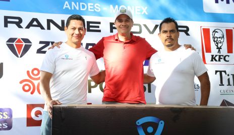  Jorge Chávez, Isra Benavente y Edén Reyes.