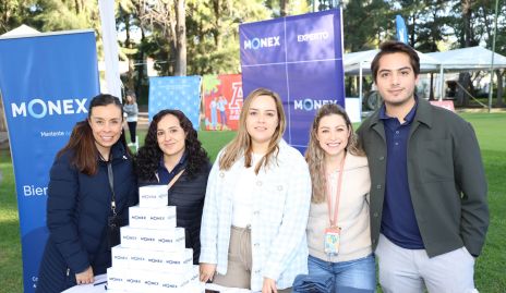  Ariselda Sánchez, Estrella Olvera, Mariana Garza,  Gaby Cruz y Ulises Monzón.