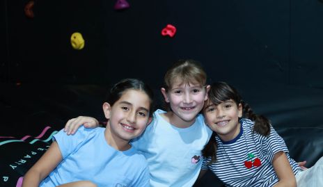  Inés, Nicole y Renata.