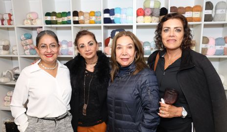  Lilia Puente, Adriana Orduña, Rosario López y Consuelo Madrid.