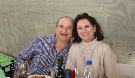 Héctor Valle y Galia DíazThome.