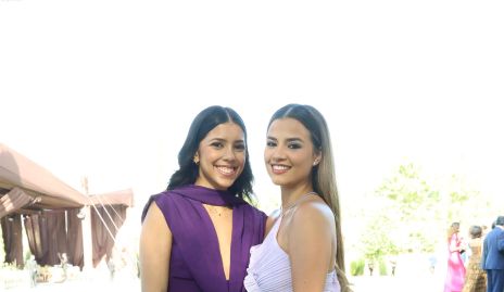  Alexandra y Stephanie.