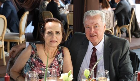  Alicia Dávila y Antonio Díaz Infante.