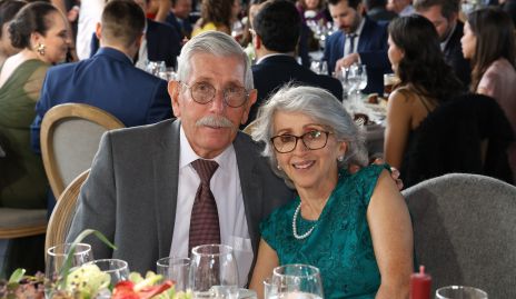  Carlos Mancilla Díaz Infante y Martha Jonguitud González.