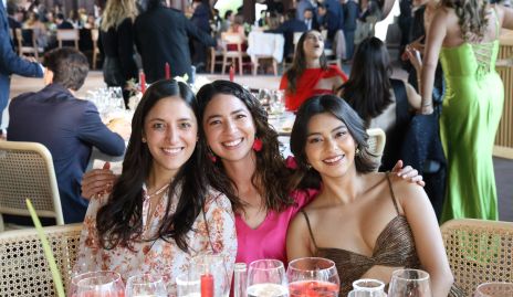  Maria José Alonso, Paula Ochoa y Betty Rodríguez.