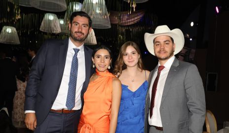  Polo Córdova, Ilse Lázaro, Sofía y Alejandro.