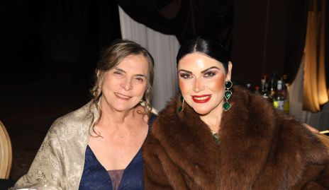  Tere González y Liliana Ugalde.