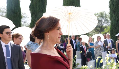  Laura Angélica Jonguitud, mamá del novio.