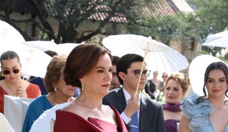  Laura Angélica Jonguitud, mamá del novio.