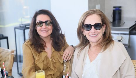  Martha López y Mónica Dorador.