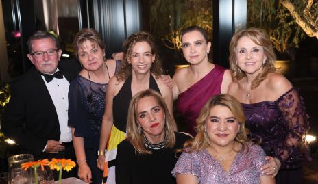  Mauricio Valle, Sofía Hunter, Gaby Cubillas, Karina Navarro, Anabel Gaviño, Mimí Hinojosa y Carmenchu.