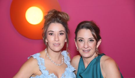  Pilar y Gloria Martínez Bazúa.