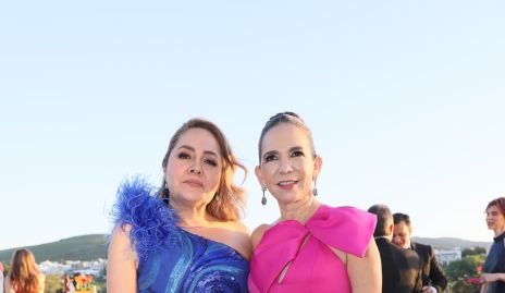  Hilda Salazar y Coral Quevedo.