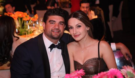  David Ceballos y Alana Ceballos.