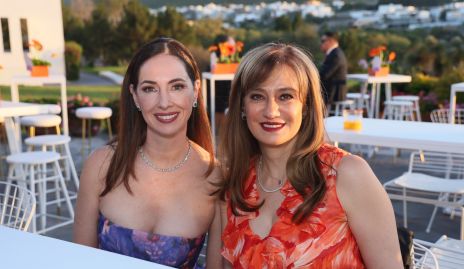  Regina Flores y Carolina Simón.