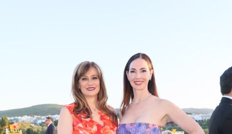  Carolina Simón y Regina Flores.