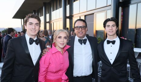  Franco Eichelmann, Sofía Eichelmann, Erick Eichelmann y Fausto González.