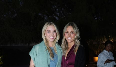  Kathleen Breggs y Layla Brown.