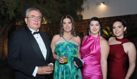  Gabriel Lomelí, Mónica Leiva, María Paula Fortaneli y Mónica Fortaneli.
