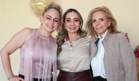  Rosa Motilla, Yolanda Álvarez y Elena Gaviño.