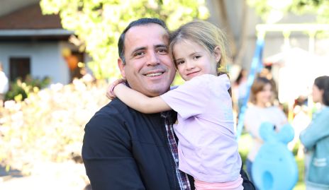  Javier Azuara y Rafaella Azuara.