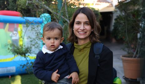  Mónica Medlich con su hijo Juan José Sotomayor.