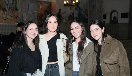  Paola Correa, Beatriz Allende, Ale Loredo y Lorenza Osornio.