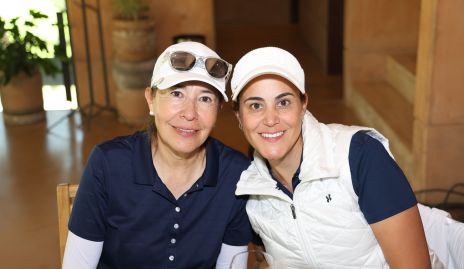  Rebe Bustillos y Mariana González.