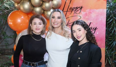  Verónica Morales, Argentina Doval y Geraldy Morales.