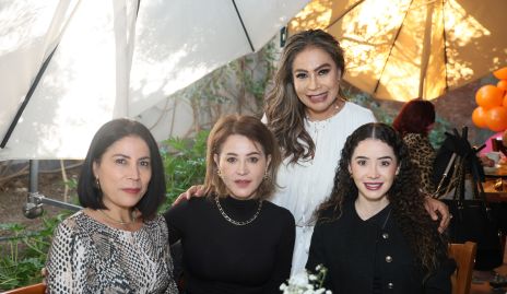  Aracely Pérez, Verónica Morales, Argentina Doval y Geraldy Morales.