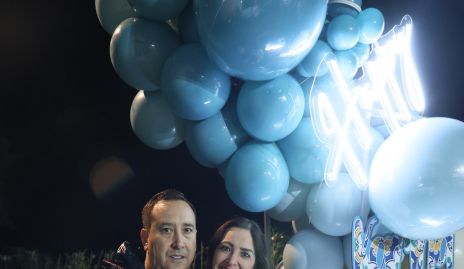  Enrique González y Karina Morales.