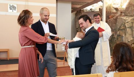  Valeria Siller, Rubén Leal, Diego y su hijo Alonso Hernández.