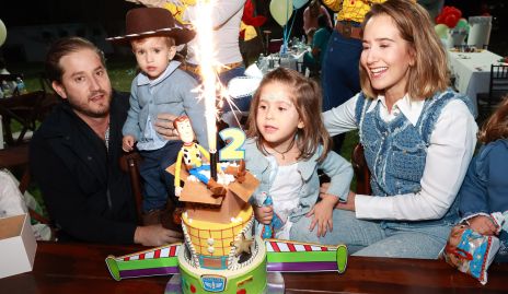  Pablo Torres, Pablo Torres, Amelia Torres y Lucía Martín Alba.