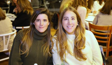  Fabiola Hernández y Diana Olvera.