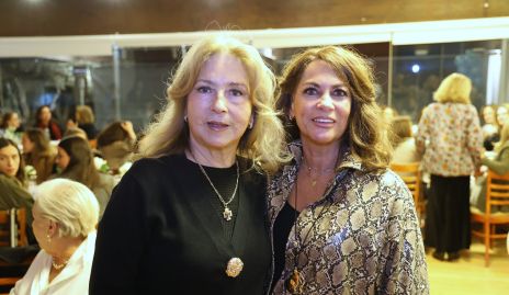 Elsa Castro y Raquel Altamirano.