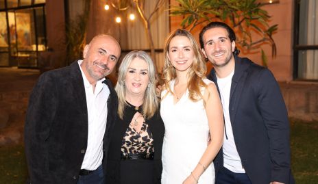  Jorge Martínez, Gaby Cruz, Faustina Villarreal y Jorge Pablo Martínez.