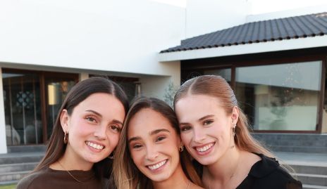  Marijó Benavente y sus amigas.