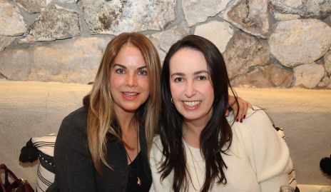  Daniela Serment  y Ximena Burberg.